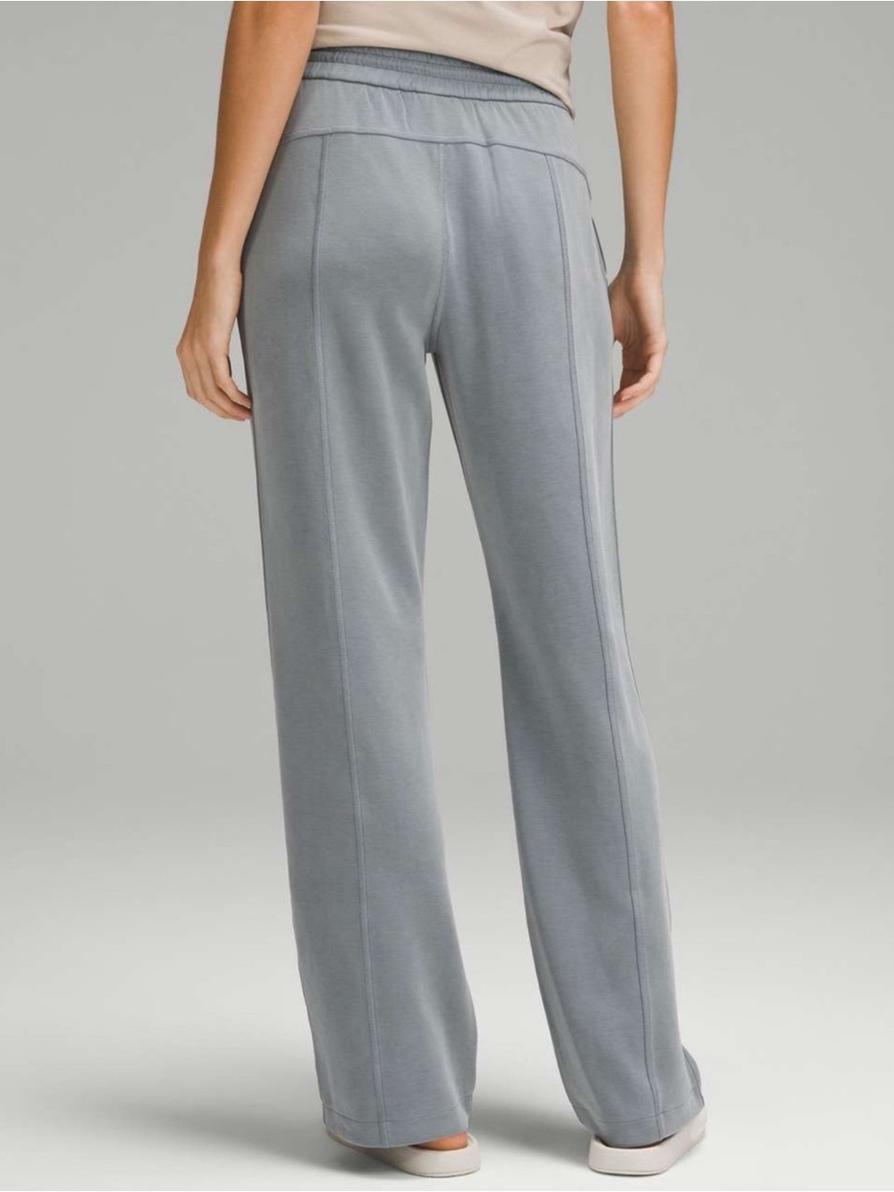 Lululemon Women's Softstreme High-Rise Pant Regular - Picture 2 of 16